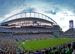 开云官网-迪尼嘲讽齐尔克泽，退役两年仍更强，质疑进球合理性